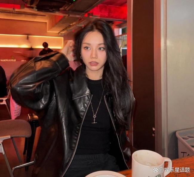 李惠利中国杂志首封 东方美学与未来感碰撞(图3)