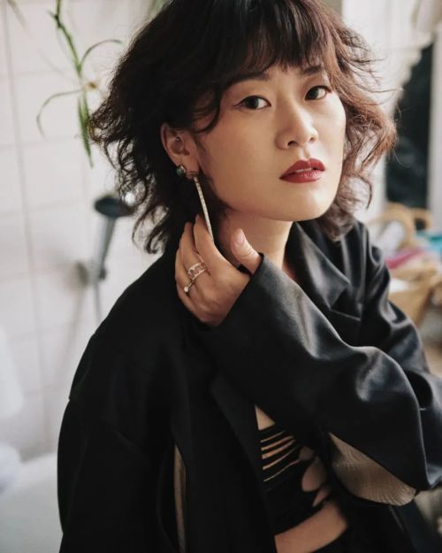 Bsport体育平台：90后湖南女生前卫设计拿国际大奖因为太性感饱受吐槽(图1)